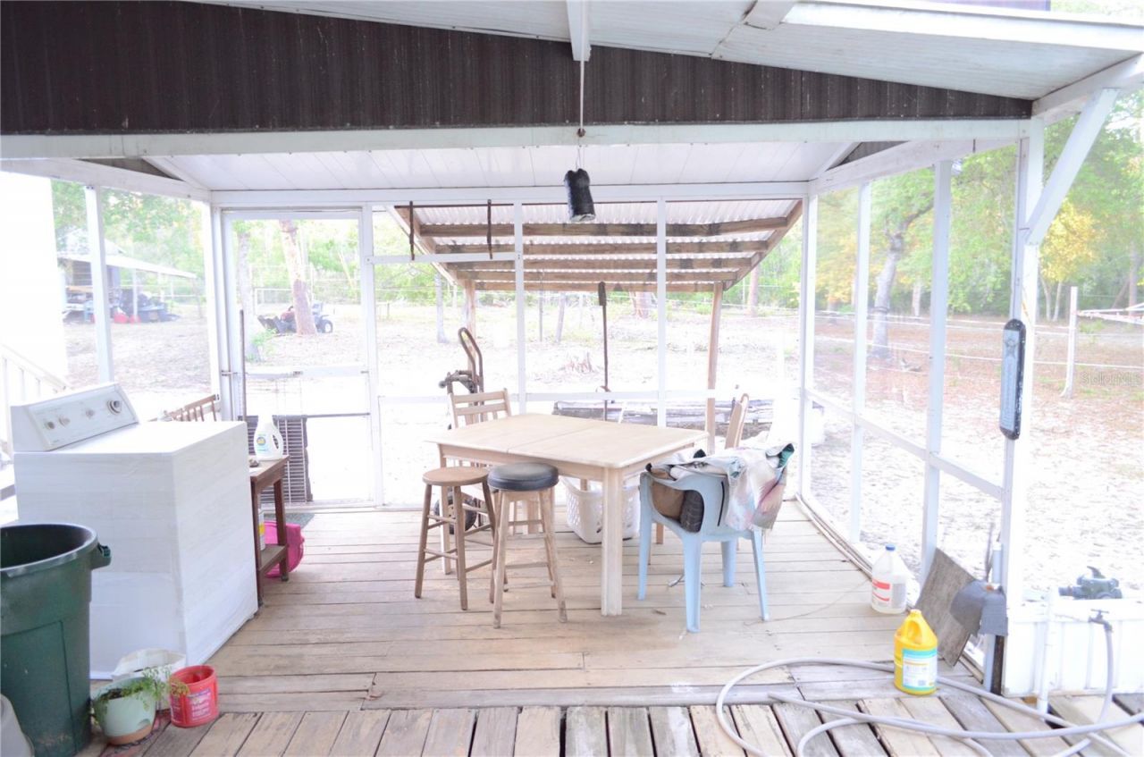 591 SE Fisher Road, Ocklawaha, FL 32179 Photo