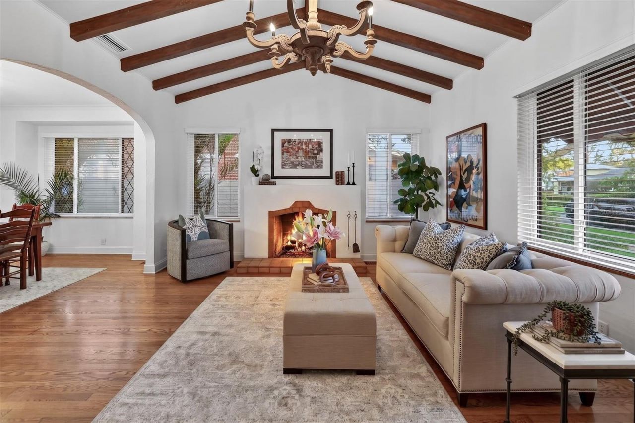 636 15th Avenue Ne, Saint Petersburg, FL 33704 Photo