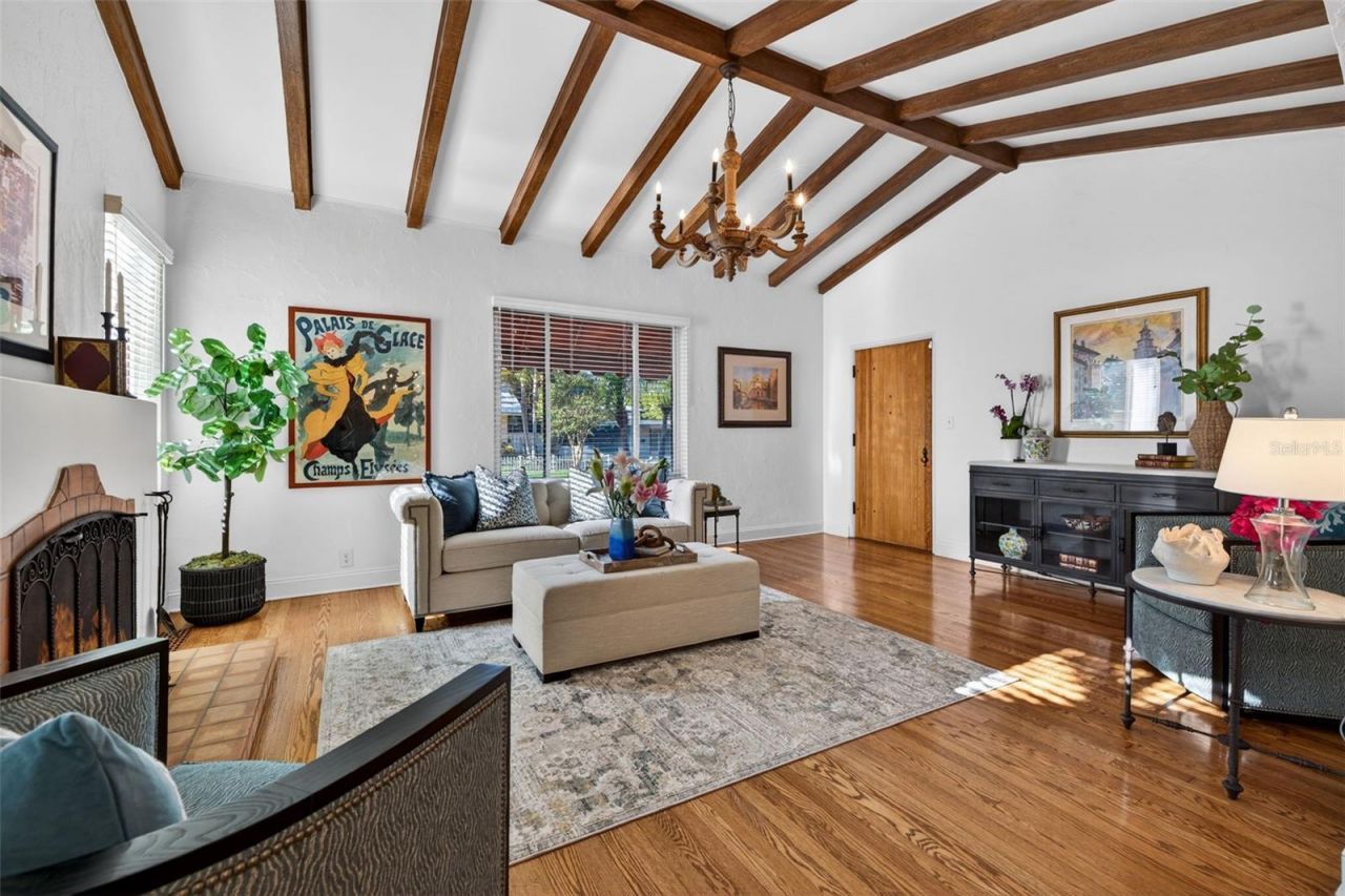 636 15th Avenue Ne, Saint Petersburg, FL 33704 Photo