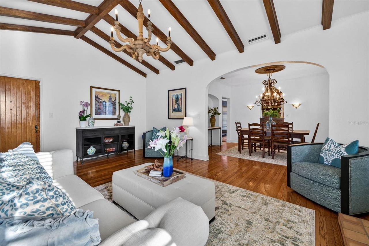 636 15th Avenue Ne, Saint Petersburg, FL 33704 Photo