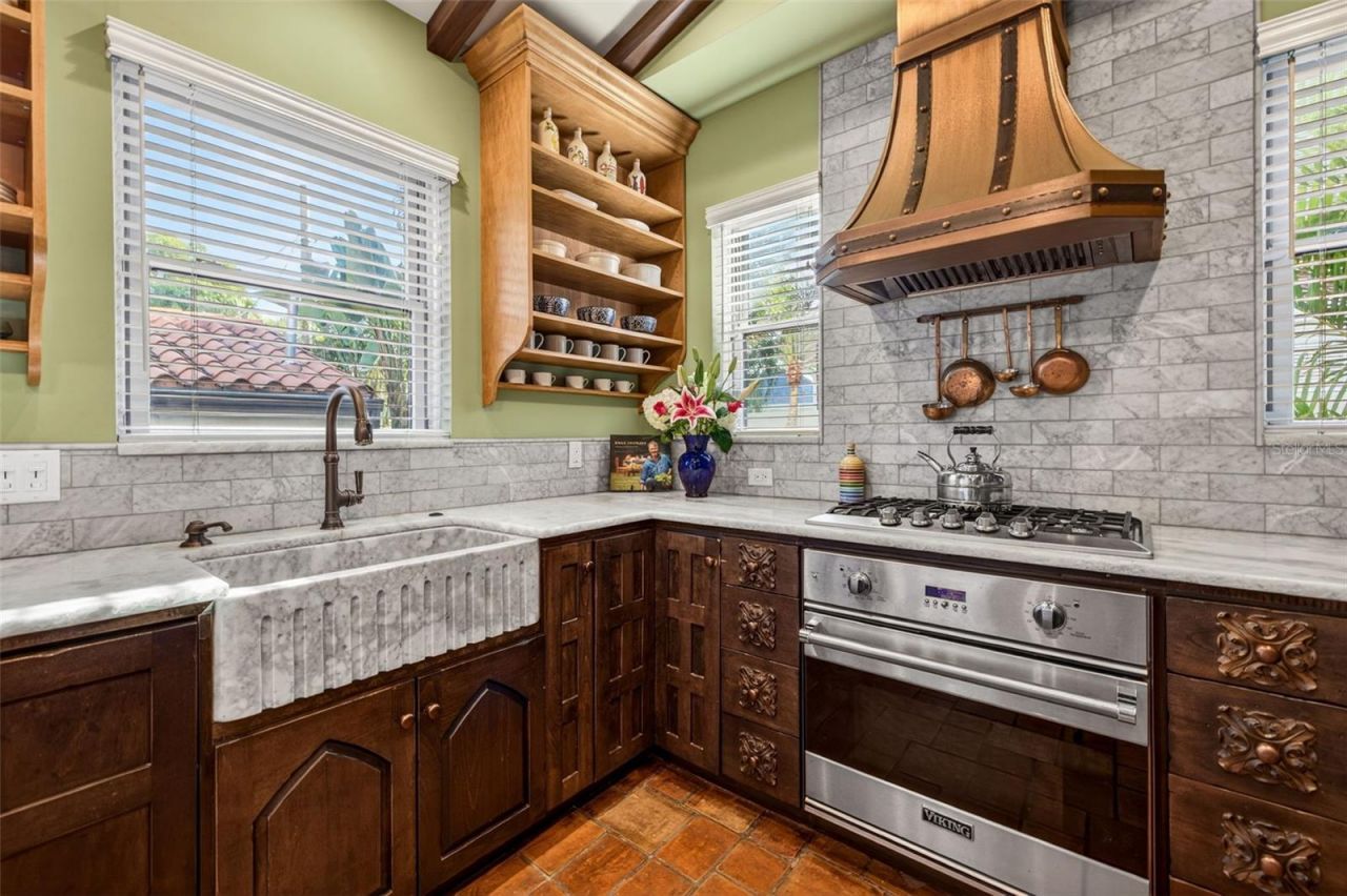 636 15th Avenue Ne, Saint Petersburg, FL 33704 Photo