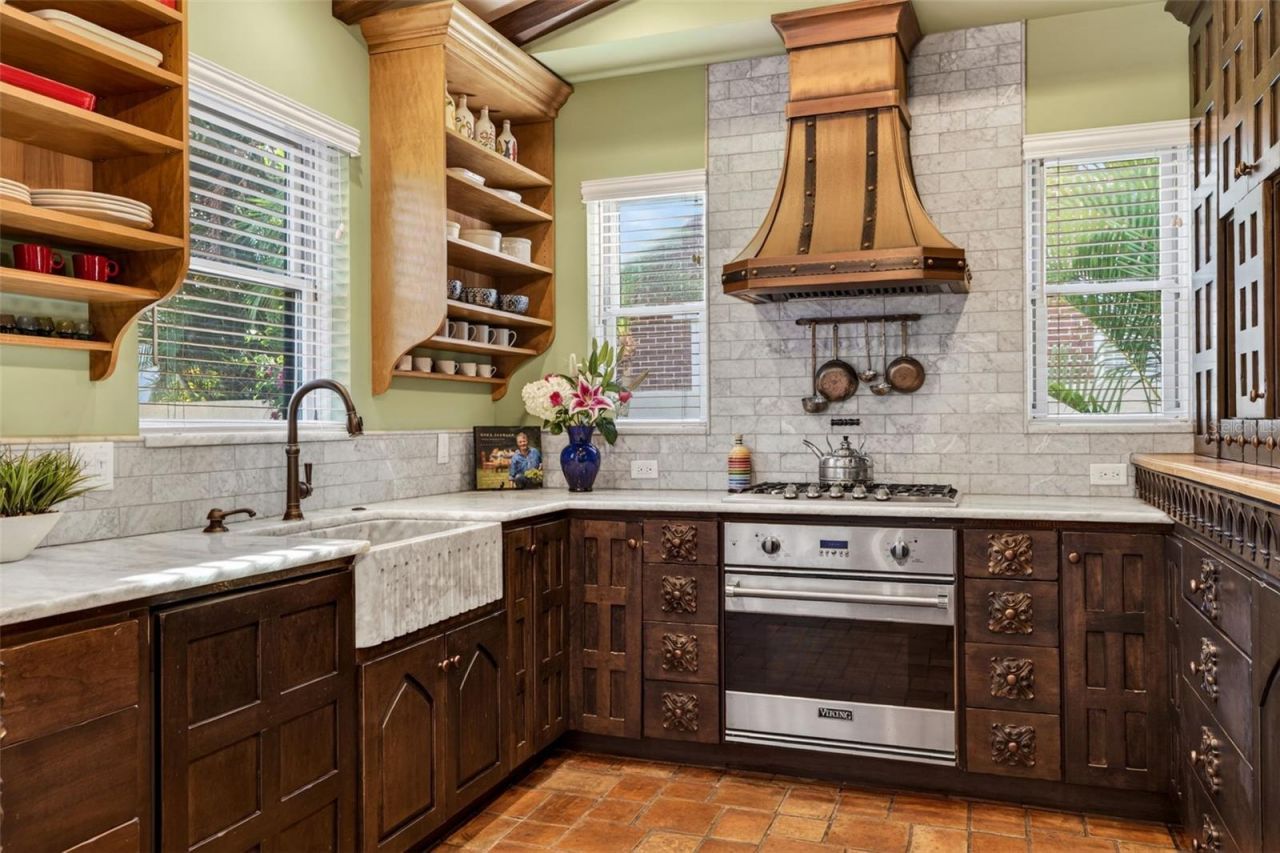 636 15th Avenue Ne, Saint Petersburg, FL 33704 Photo