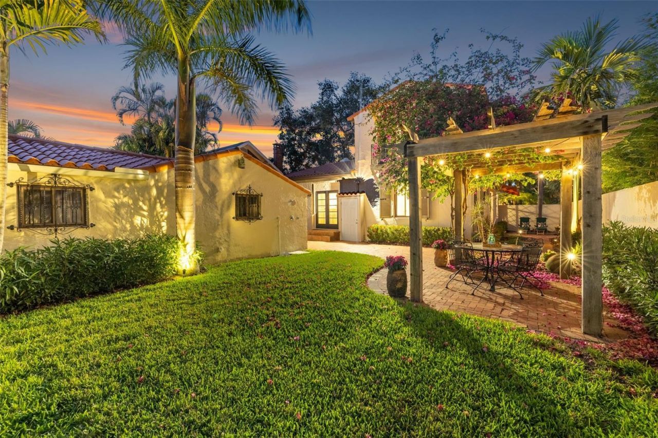 636 15th Avenue Ne, Saint Petersburg, FL 33704 Photo