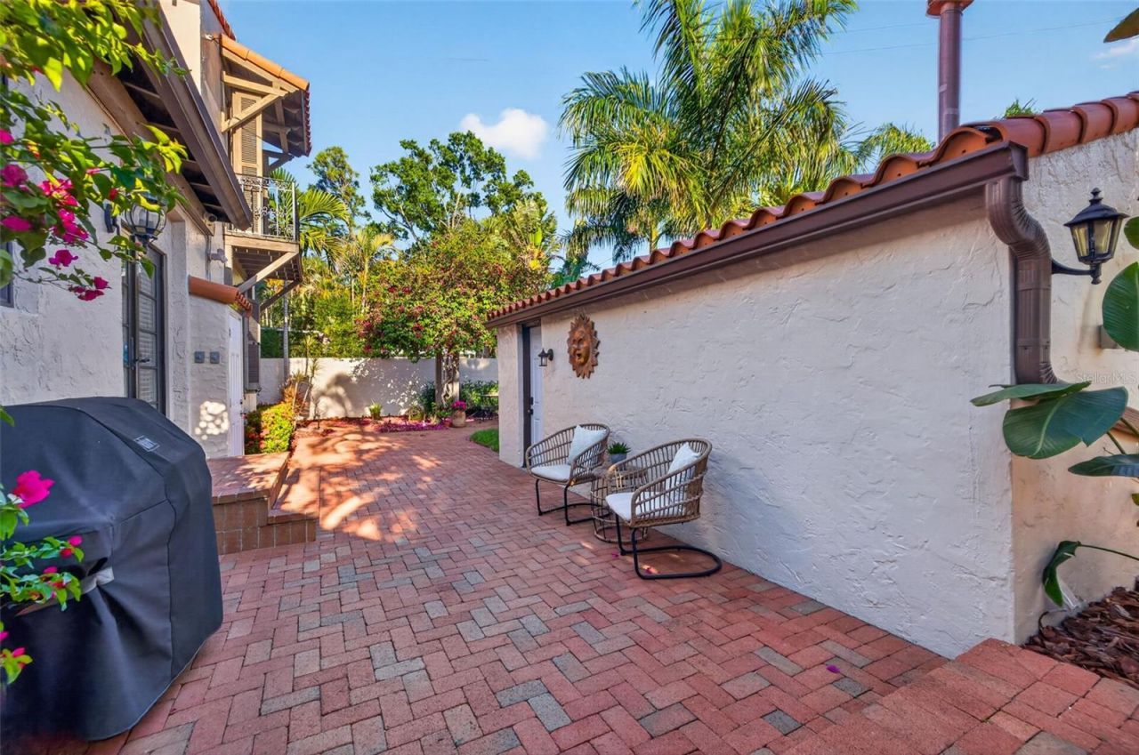 636 15th Avenue Ne, Saint Petersburg, FL 33704 Photo