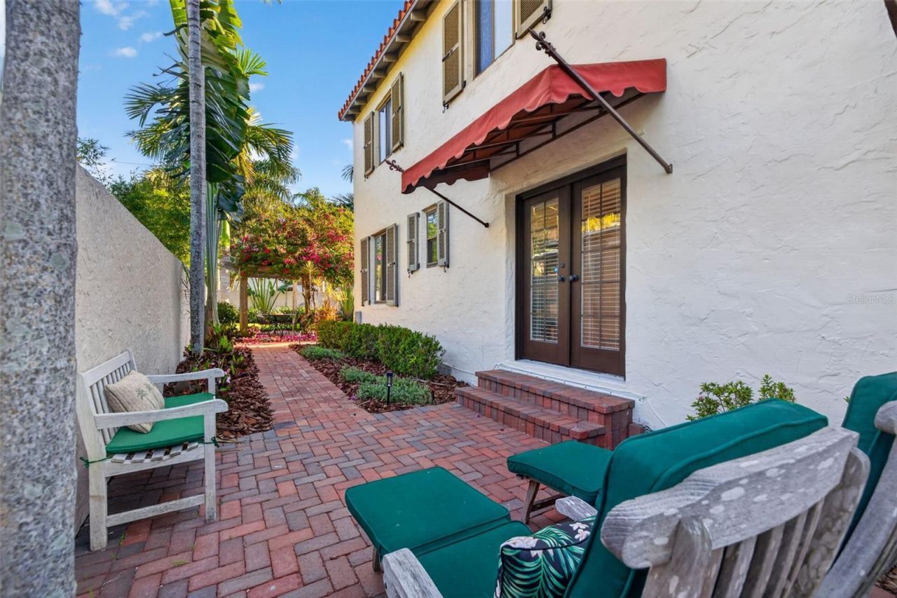 636 15th Avenue Ne, Saint Petersburg, FL 33704 Photo