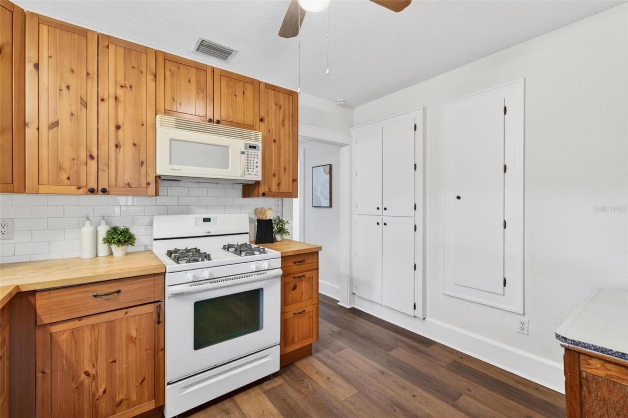 5218 1st Avenue S, Saint Petersburg, FL 33707 Photo