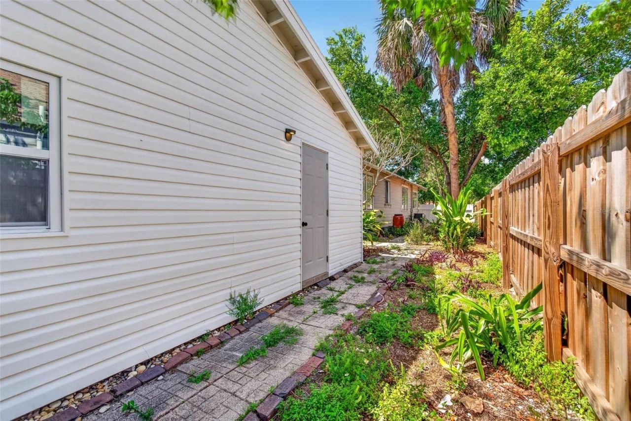 5218 1st Avenue S, Saint Petersburg, FL 33707 Photo