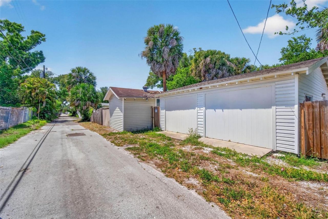 5218 1st Avenue S, Saint Petersburg, FL 33707 Photo