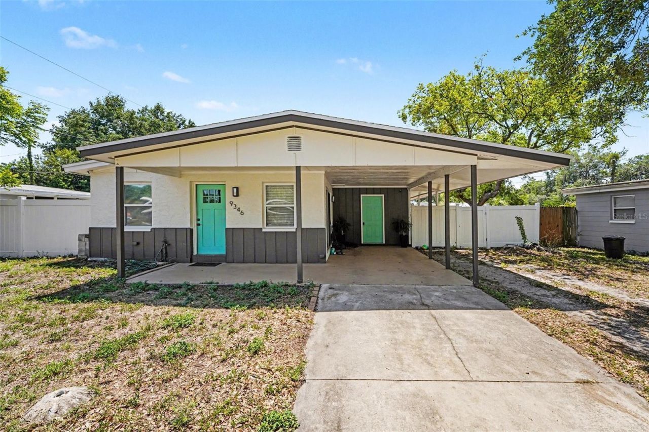 9346 89th Ave, Seminole, FL 33777 Photo