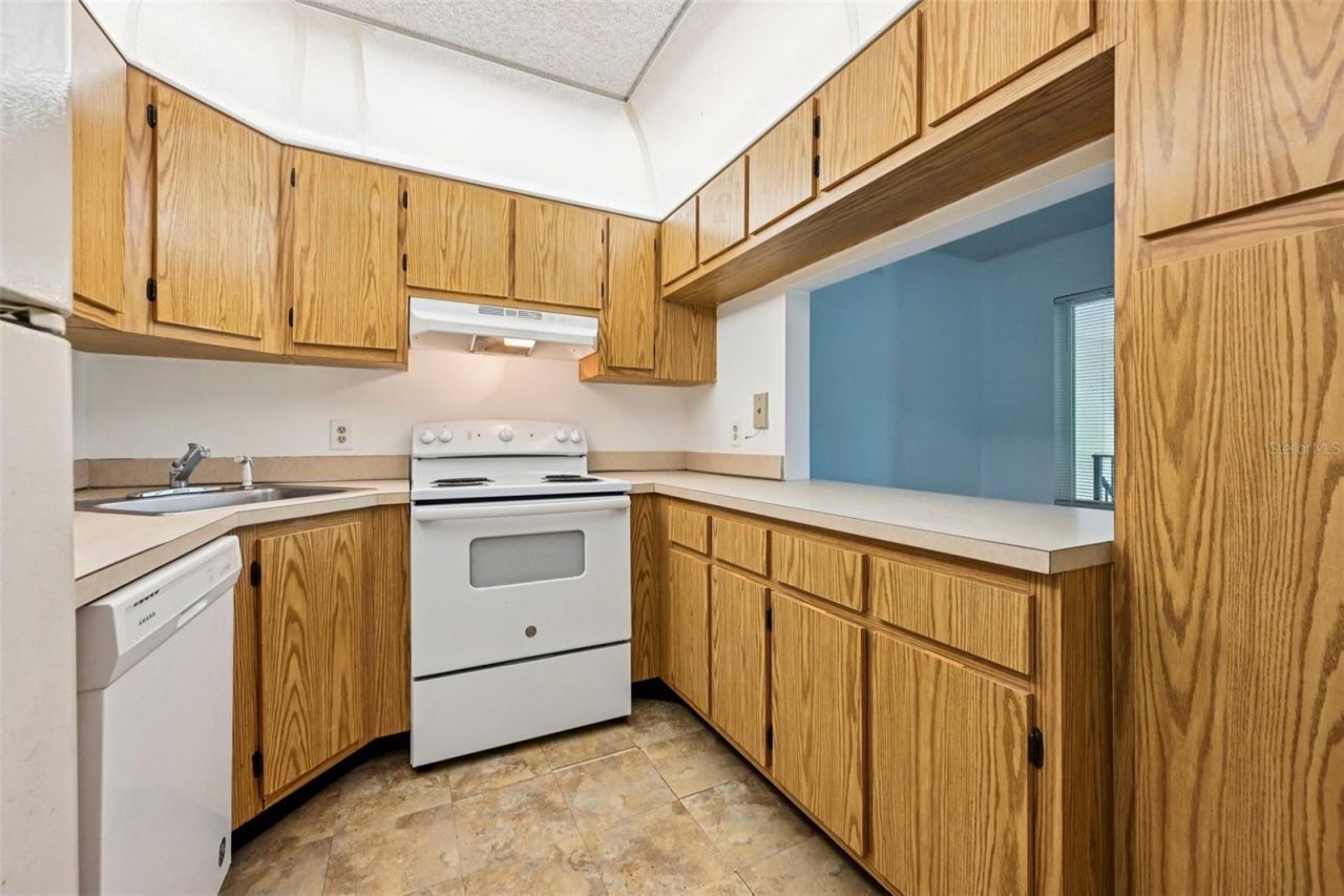 1575 SW Silver Pine Way, Unit F2, Palm City, FL 34990 Photo