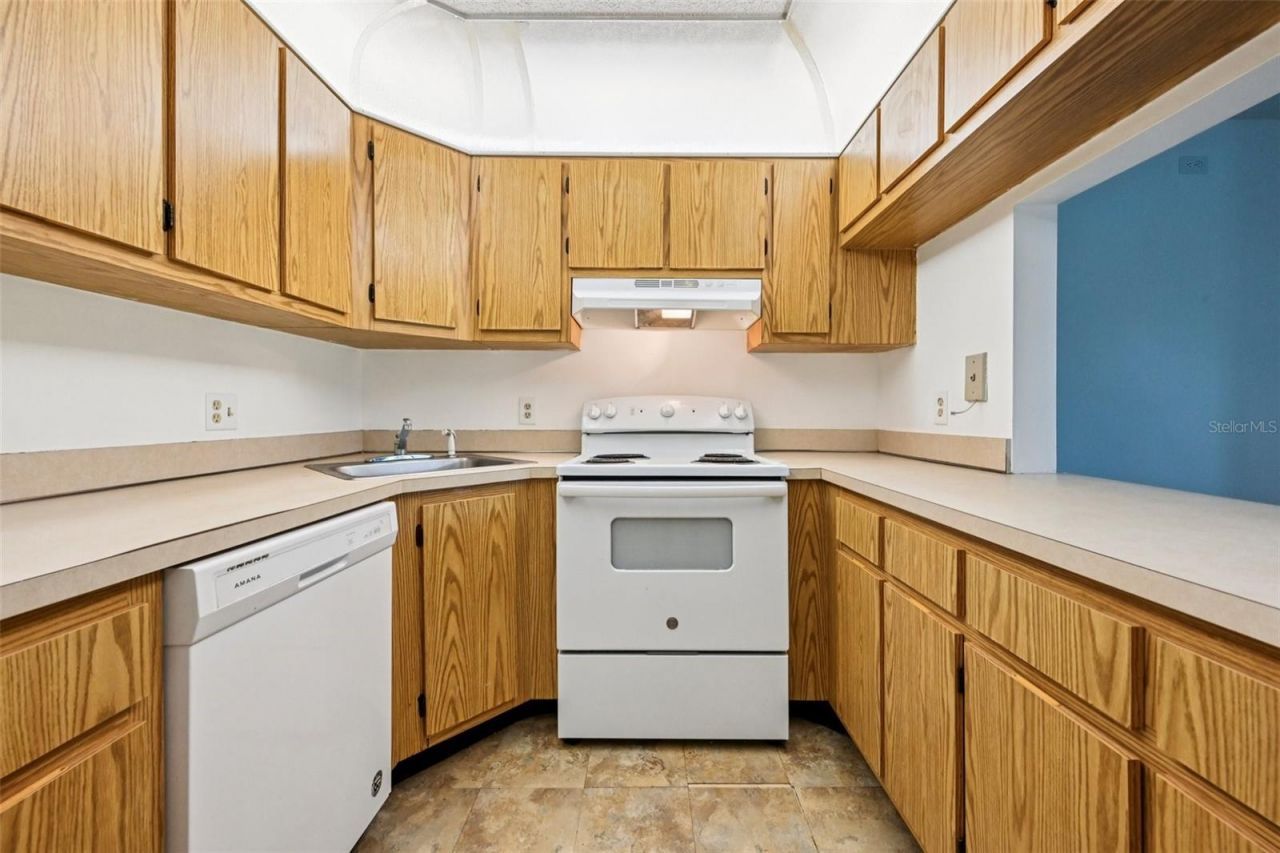 1575 SW Silver Pine Way, Unit F2, Palm City, FL 34990 Photo