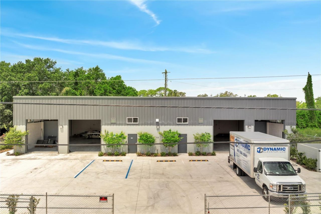 560 Barry Street, Orlando, FL 32808 Photo