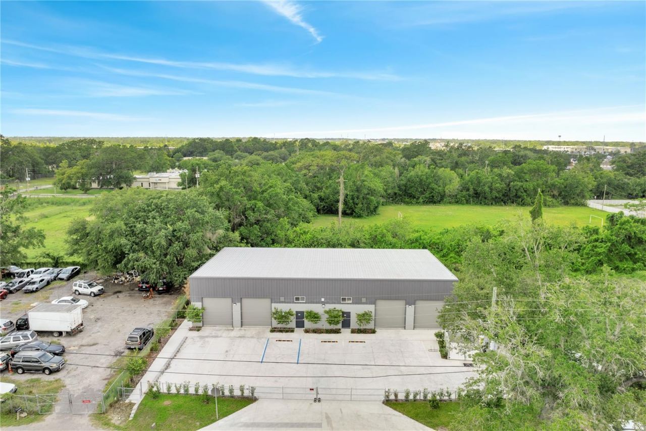 560 Barry Street, Orlando, FL 32808 Photo