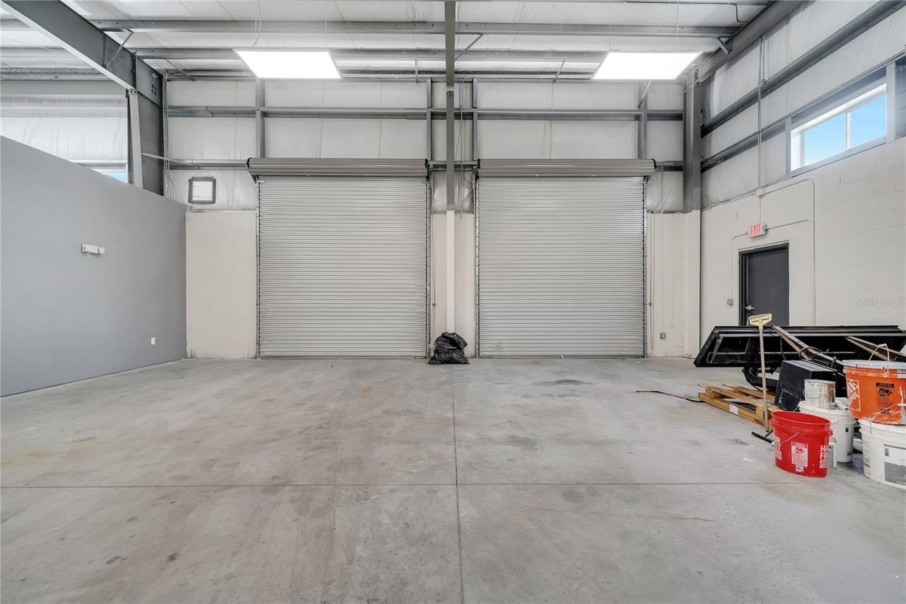 560 Barry Street, Orlando, FL 32808 Photo