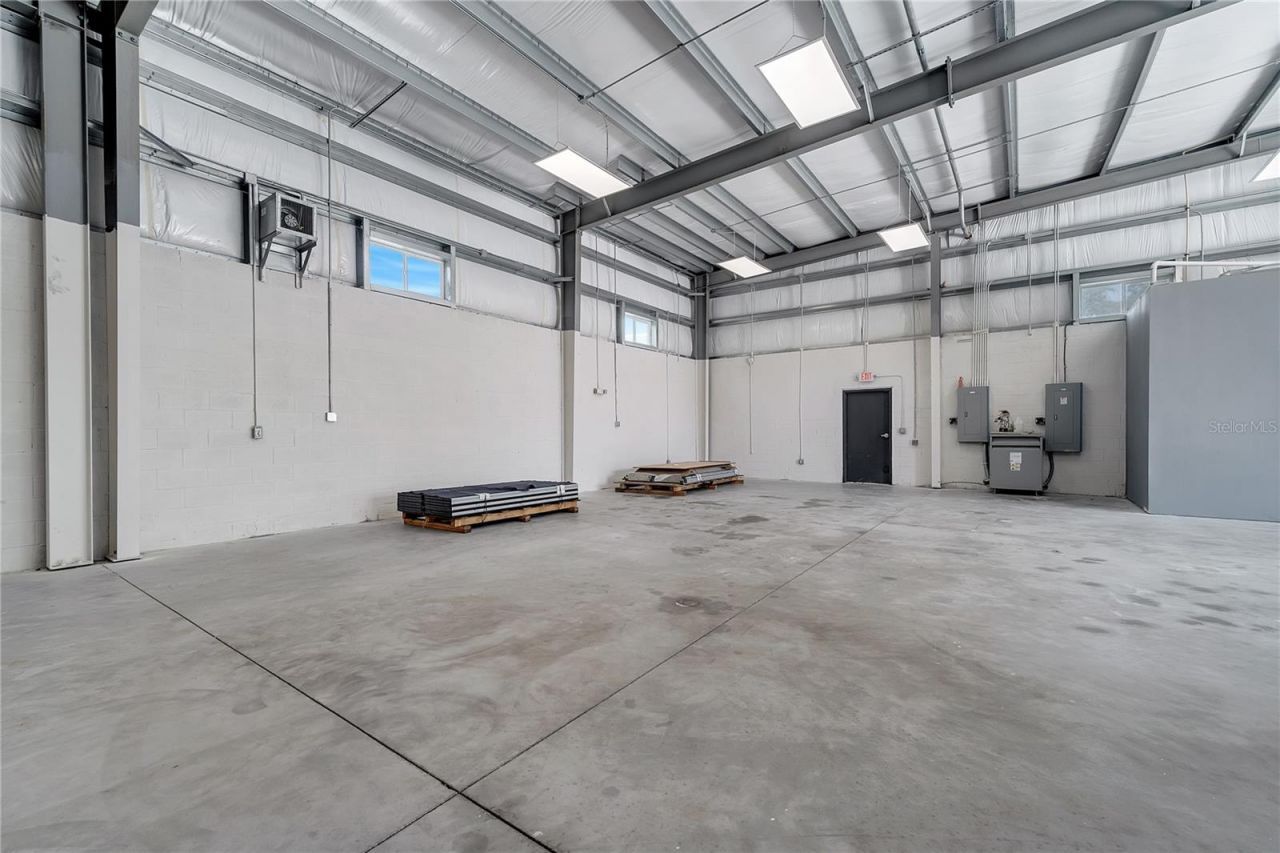 560 Barry Street, Orlando, FL 32808 Photo