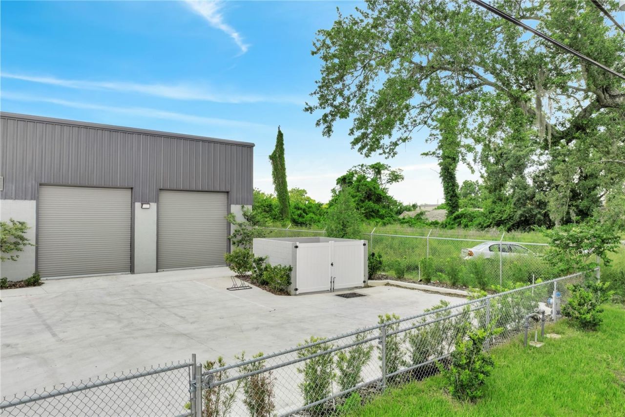 560 Barry Street, Orlando, FL 32808 Photo