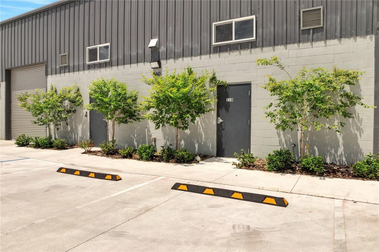 560 Barry Street, Orlando, FL 32808 Photo