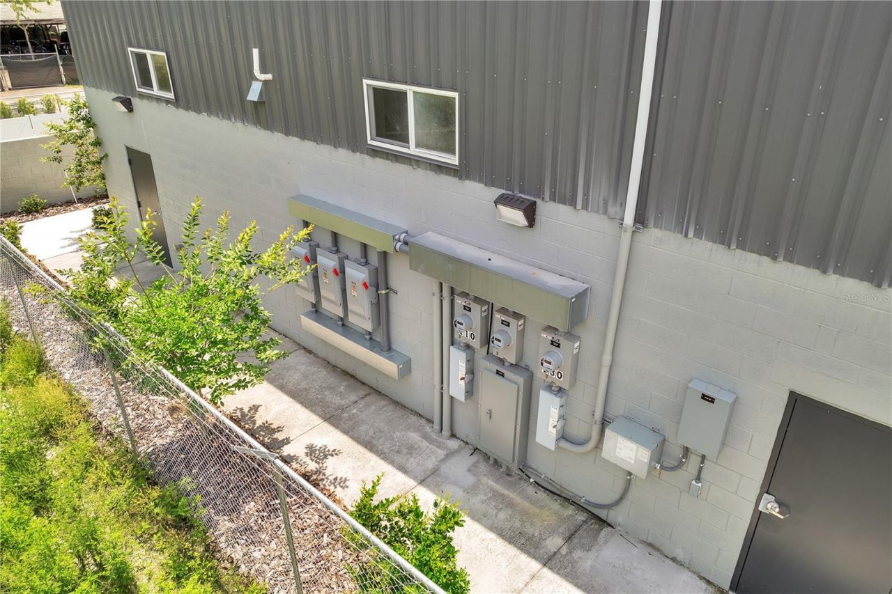 560 Barry Street, Orlando, FL 32808 Photo