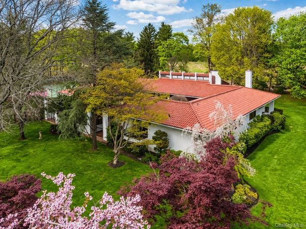 8 Plaka Court, Old Brookville, NY 11545