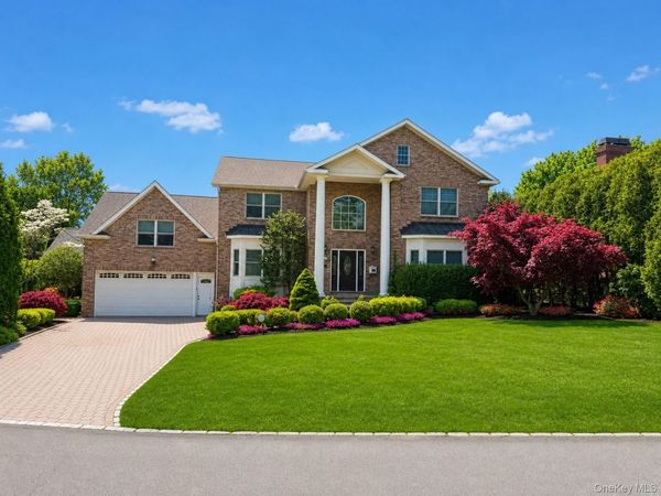 18 Crosshill Road, Eastchester, NY 10709