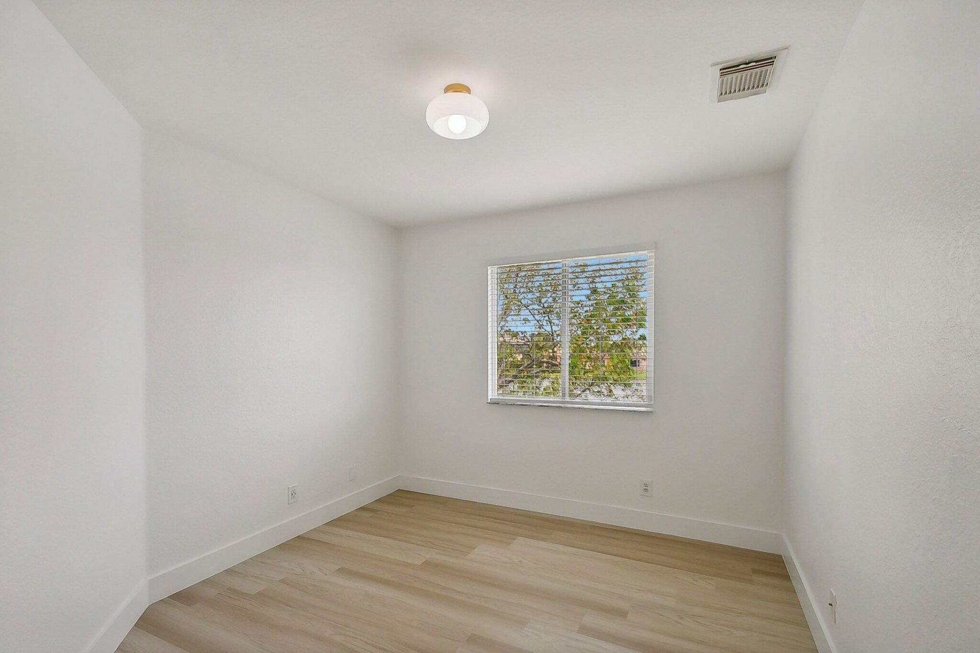 6224 Reynolds Street, West Palm Beach, FL 33411 Photo