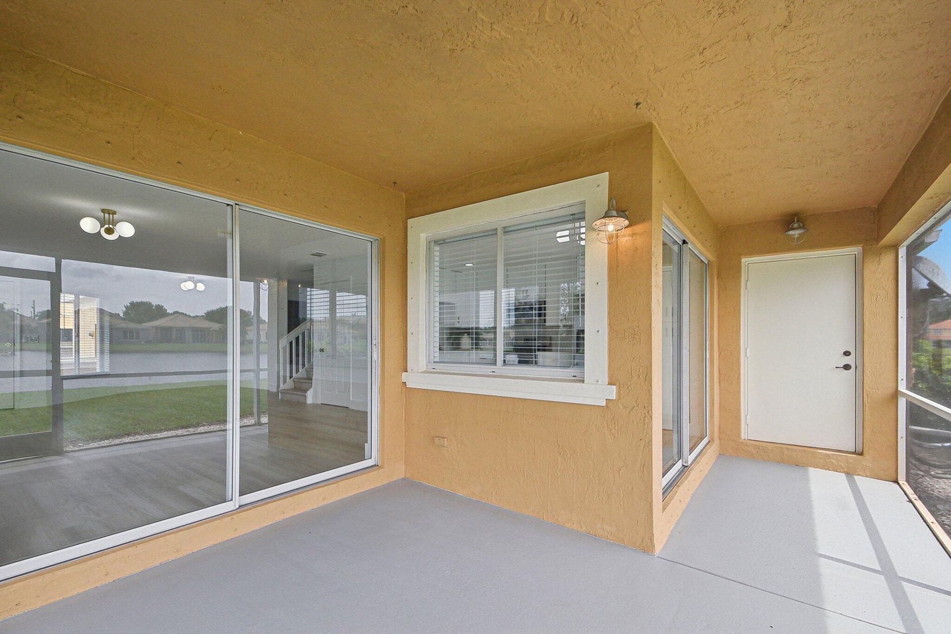 6224 Reynolds Street, West Palm Beach, FL 33411 Photo