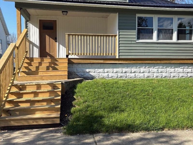 616 E Benton Street, Wapakoneta, OH 45895 Photo 1