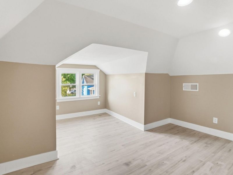616 E Benton Street, Wapakoneta, OH 45895 Photo 17