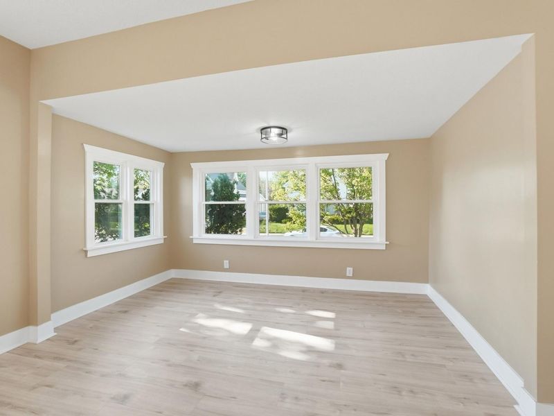 616 E Benton Street, Wapakoneta, OH 45895 Photo 6