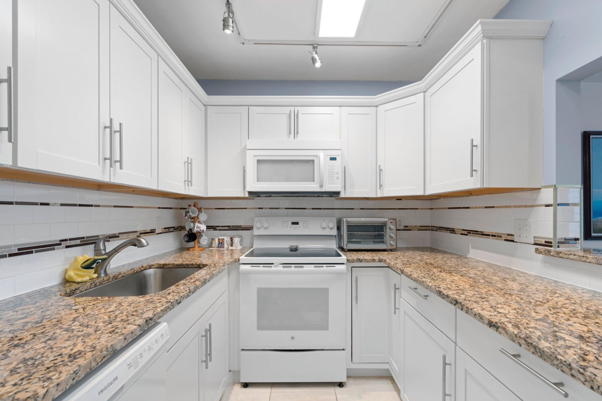 279 Coventry, West Palm Beach, FL 33417 Photo