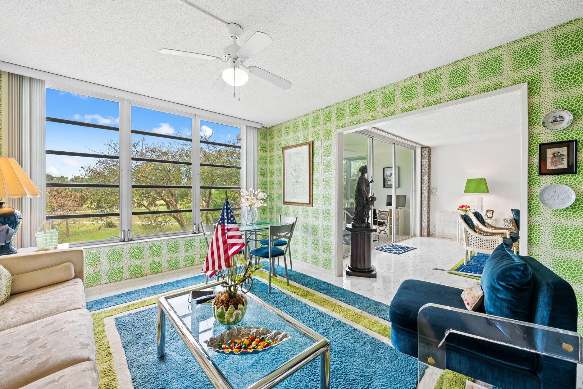 3960 Oaks Clubhouse Drive, Unit 304, Pompano Beach, FL 33069 Photo