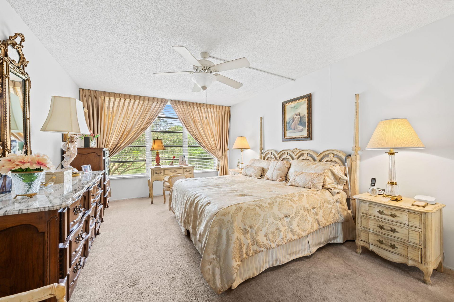 3960 Oaks Clubhouse Drive, Unit 304, Pompano Beach, FL 33069 Photo
