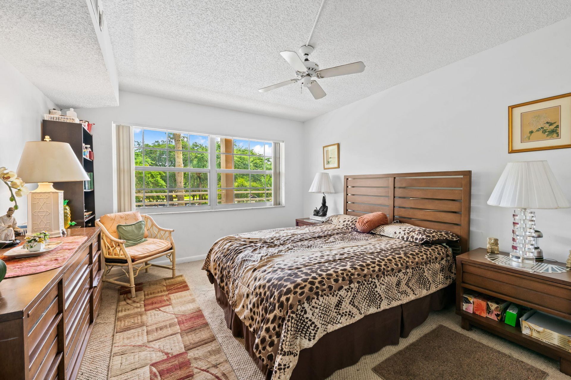 3960 Oaks Clubhouse Drive, Unit 304, Pompano Beach, FL 33069 Photo