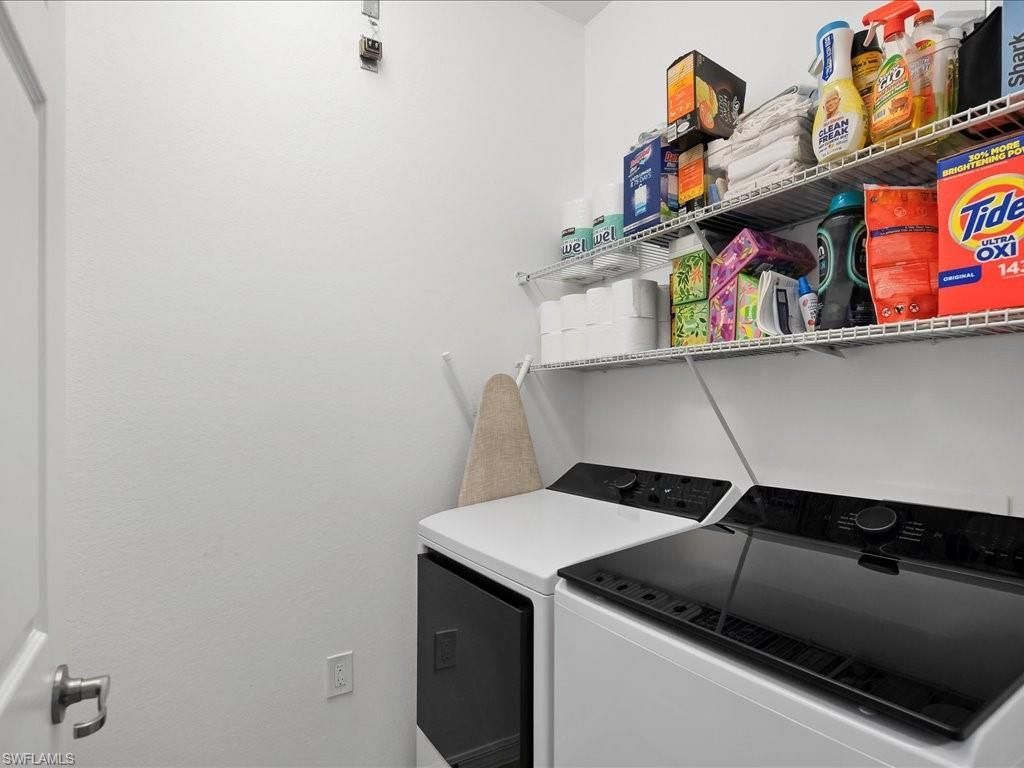 9476 Napoli Ln, Unit 202, Naples, FL 34113 Photo