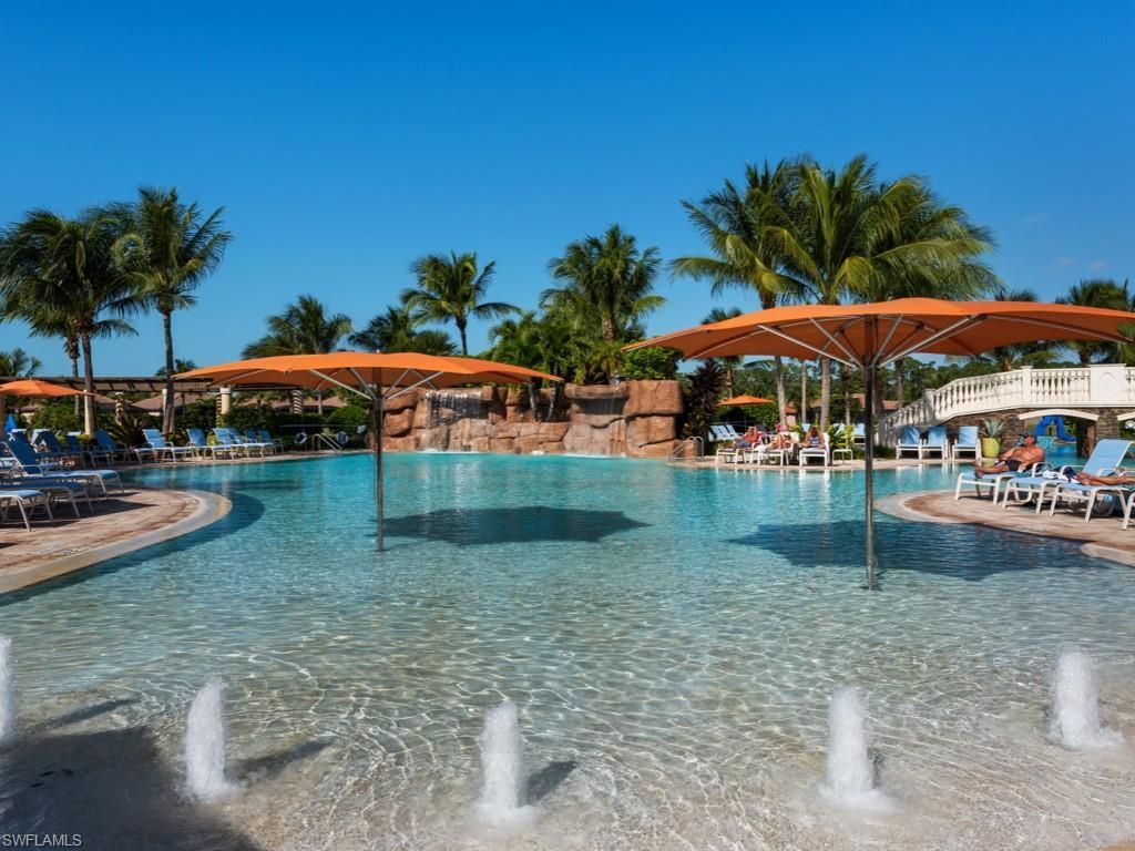 9476 Napoli Ln, Unit 202, Naples, FL 34113 Photo