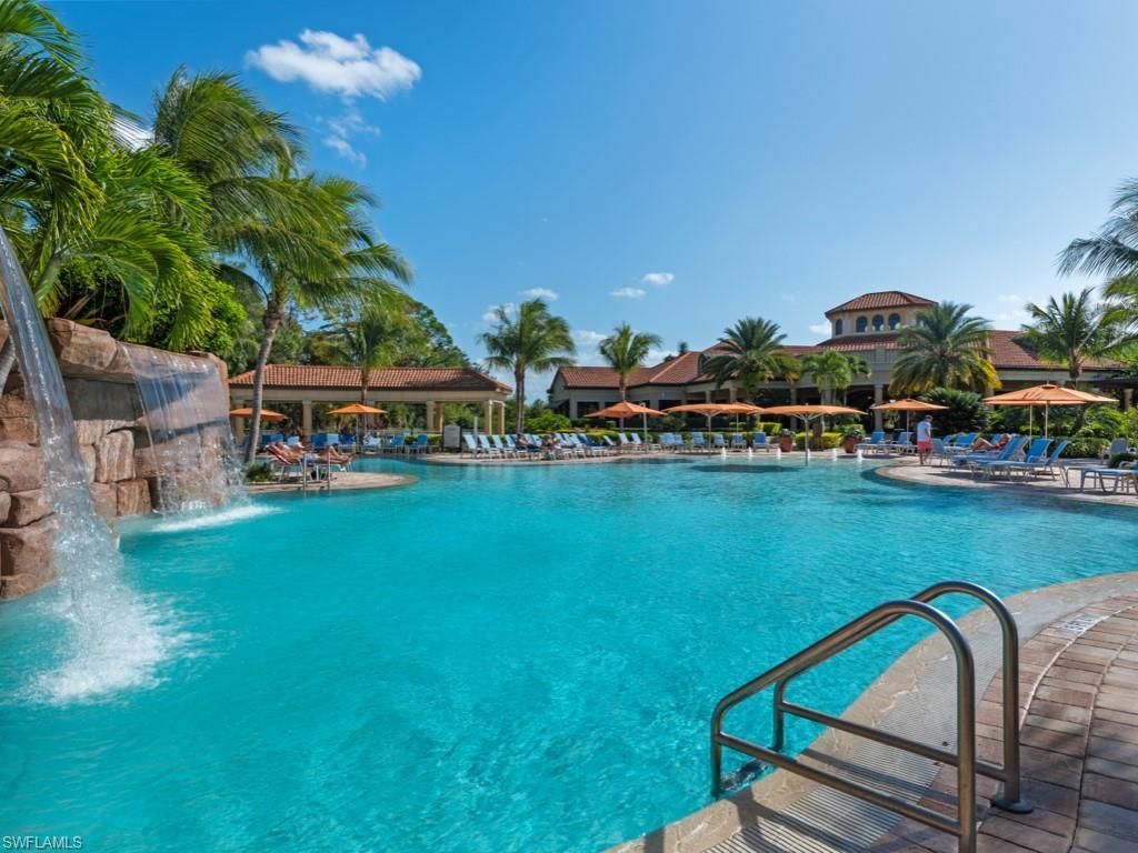 9476 Napoli Ln, Unit 202, Naples, FL 34113 Photo