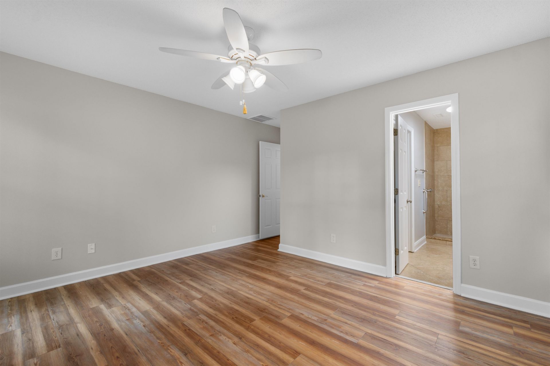 1502 25th Ave. N Photo 18