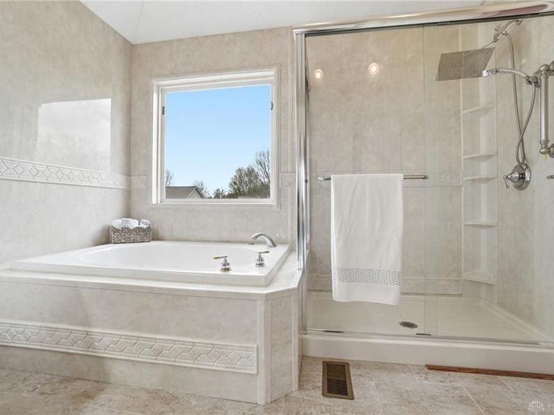 2946 Niagara Drive, Beavercreek, OH 45431 Photo 52