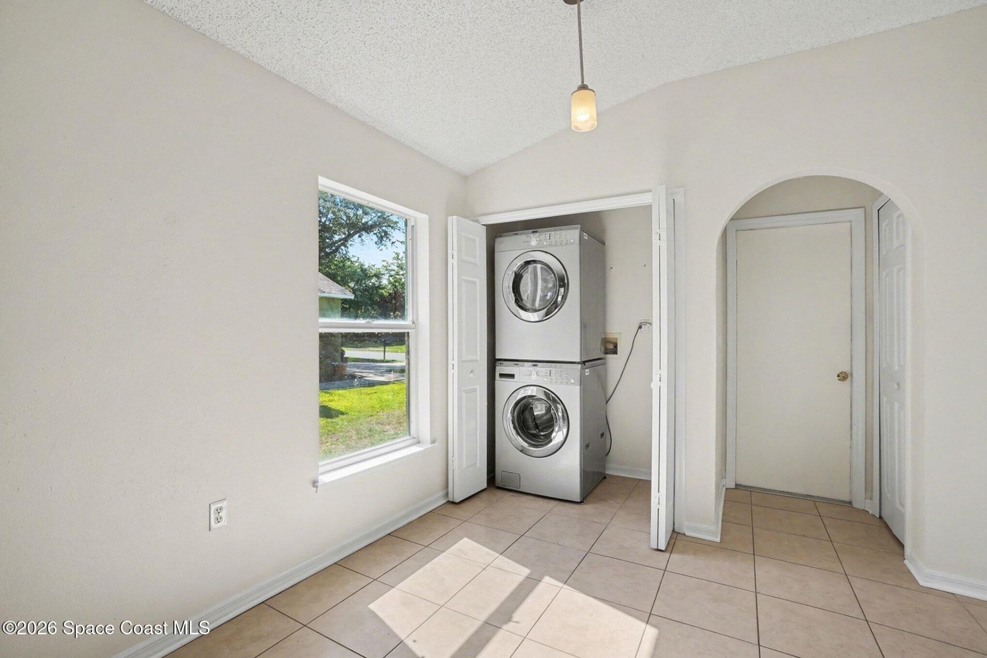 287 Mcclain Drive, Melbourne, FL 32904 Photo