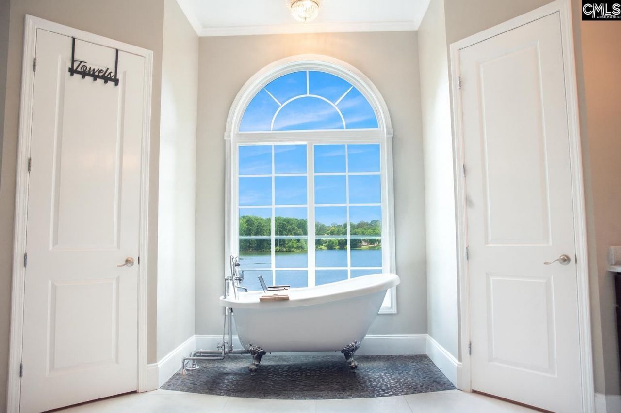 305 Northlake Road Photo 7