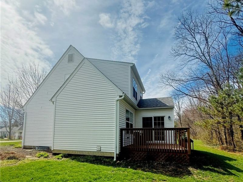 545 Parkside Lane, Tallmadge, OH 44278 Photo 3