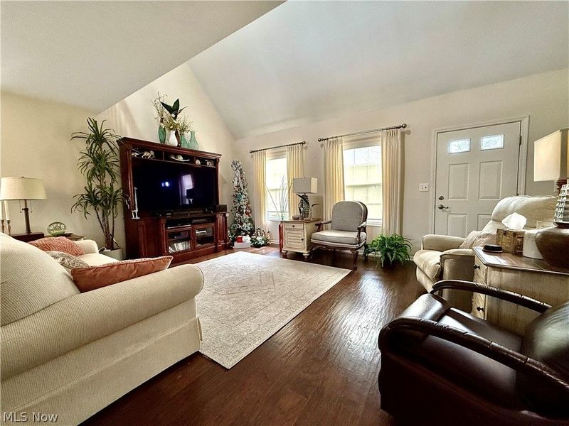 545 Parkside Lane, Tallmadge, OH 44278 Photo 6