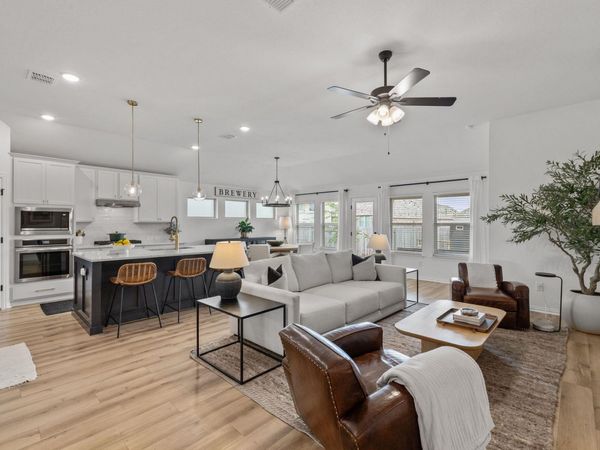 330 Bay Breeze DR , Kyle, TX 78640