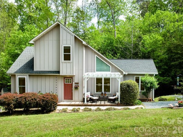 138 Uwharrie Court, Mount Gilead, NC 27306