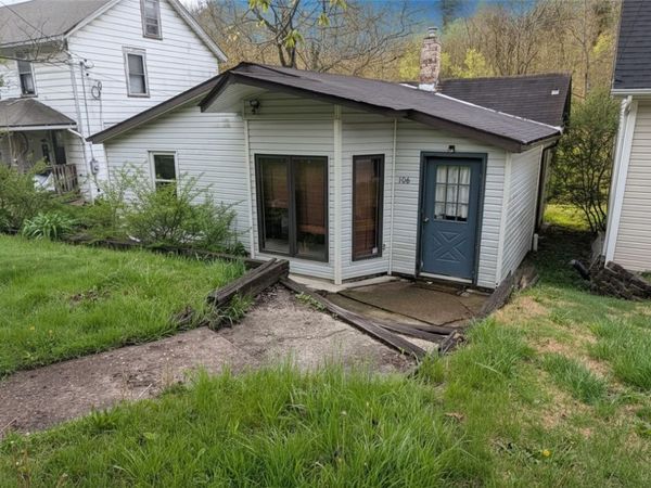 106 Sullivan St, Butler, PA 16001