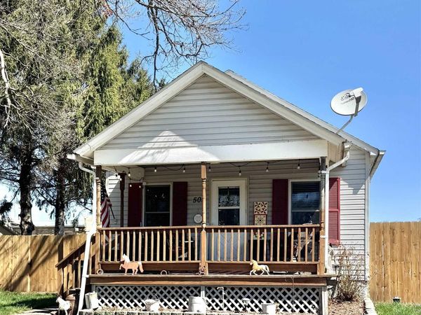 502 1st St , LaPorte City, IA 50651