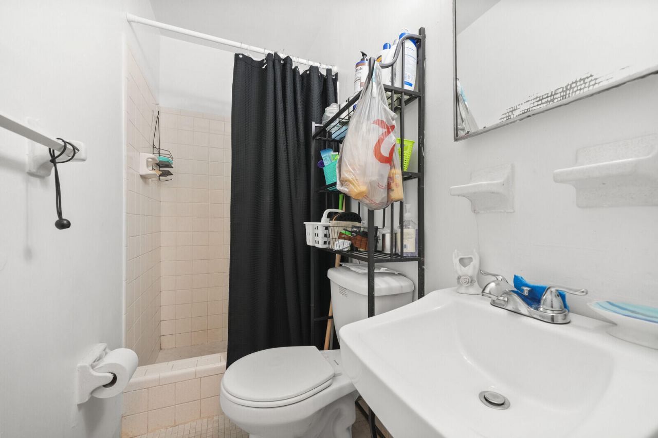 1005 NE 17th Street, Fort Lauderdale, FL 33305 Photo