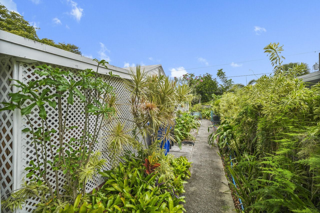 1005 NE 17th Street, Fort Lauderdale, FL 33305 Photo