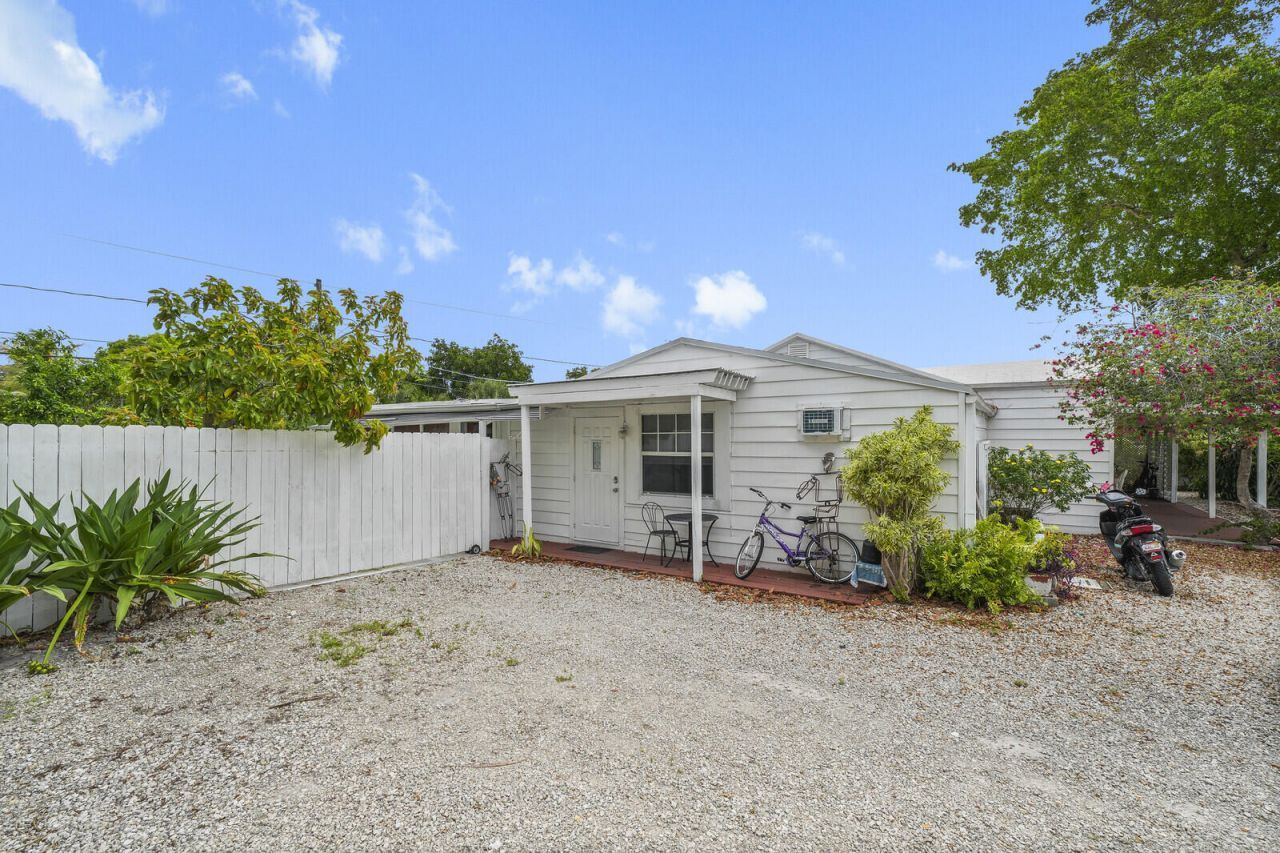 1005 NE 17th Street, Fort Lauderdale, FL 33305 Photo