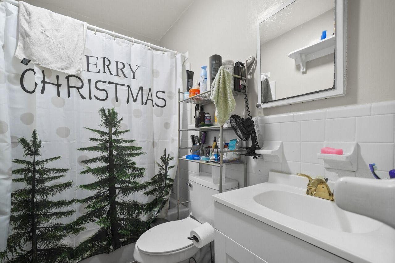 1005 NE 17th Street, Fort Lauderdale, FL 33305 Photo